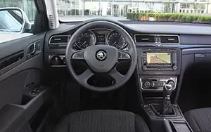   Skoda Superb - 2013