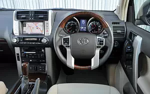   Toyota Land Cruiser 60th Anniversary UK-spec - 2011