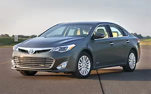 Обои автомобили Toyota Avalon Hybrid - 2013
