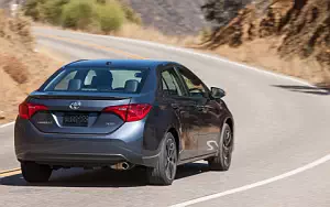 Обои автомобили Toyota Corolla XSE US-spec - 2016