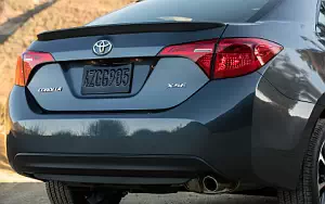   Toyota Corolla XSE US-spec - 2016