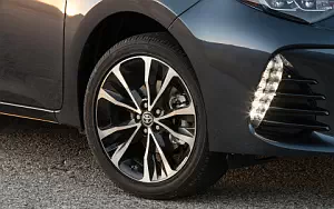   Toyota Corolla XSE US-spec - 2016