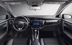   Toyota Corolla XSE US-spec - 2016