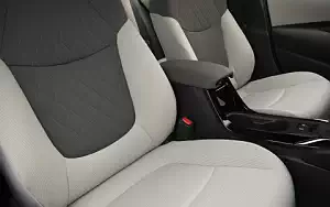   Toyota Corolla LE Hybrid Sedan US-spec - 2019