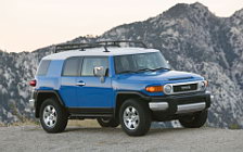 Обои автомобили Toyota FJ Cruiser - 2007