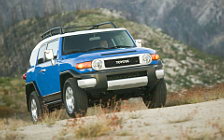 Обои автомобили Toyota FJ Cruiser - 2007