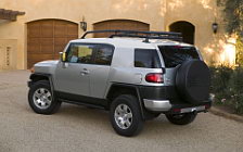   Toyota FJ Cruiser - 2007