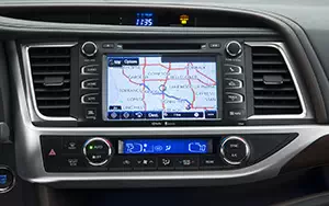   Toyota Highlander US-spec - 2014