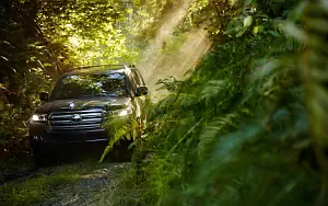 Обои автомобили Toyota Land Cruiser 200 US-spec - 2016
