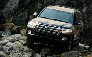Обои автомобили Toyota Land Cruiser 200 US-spec - 2016