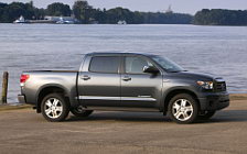   Toyota Tundra CrewMax - 2007