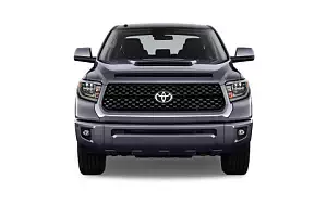 Обои автомобили Toyota Tundra TRD Sport CrewMax Cab - 2017