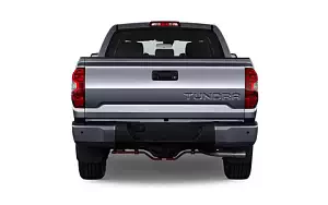 Обои автомобили Toyota Tundra TRD Sport CrewMax Cab - 2017
