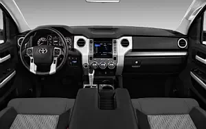   Toyota Tundra TRD Sport CrewMax Cab - 2017