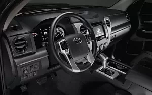   Toyota Tundra TRD Sport CrewMax Cab - 2017