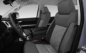   Toyota Tundra TRD Sport CrewMax Cab - 2017