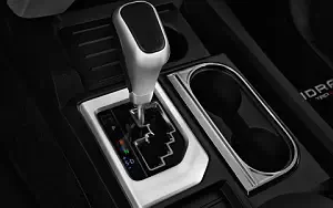   Toyota Tundra TRD Sport CrewMax Cab - 2017