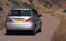 Toyota Avensis Verso - 2001