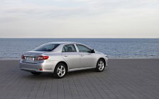 Обои автомобили Toyota Corolla - 2010