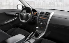   Toyota Corolla - 2010