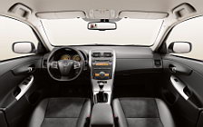   Toyota Corolla - 2010