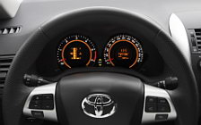   Toyota Corolla - 2010