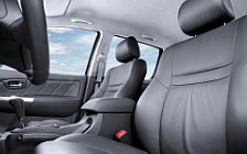   Toyota Hilux Double Cab - 2012