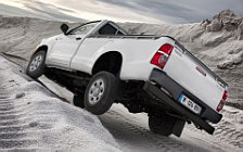   Toyota Hilux Regular Cab - 2012