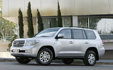 Обои автомобили Toyota Land Cruiser 200 - 2007