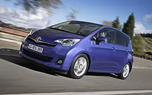   Toyota Verso S - 2011