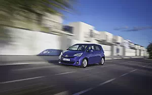   Toyota Verso S - 2011