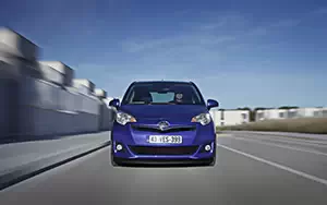   Toyota Verso S - 2011
