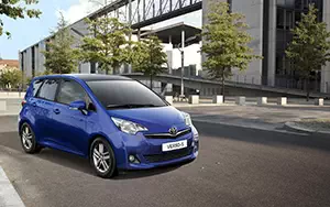   Toyota Verso S - 2011