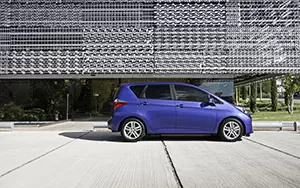   Toyota Verso S - 2011