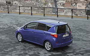   Toyota Verso S - 2011