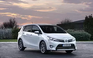   Toyota Verso - 2013